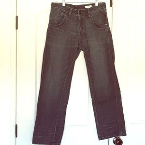 &Bragg Distressed Jeans